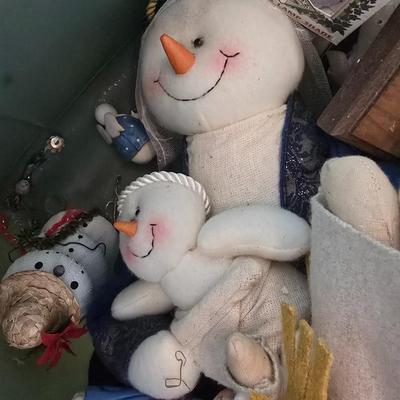 LOT 125G: Large Tote of Angel and Snowman Decor