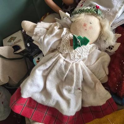 LOT 125G: Large Tote of Angel and Snowman Decor