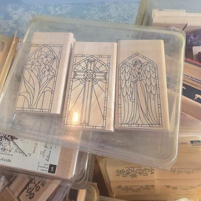 LOT 128G: Large Tote of Rubber Stamps