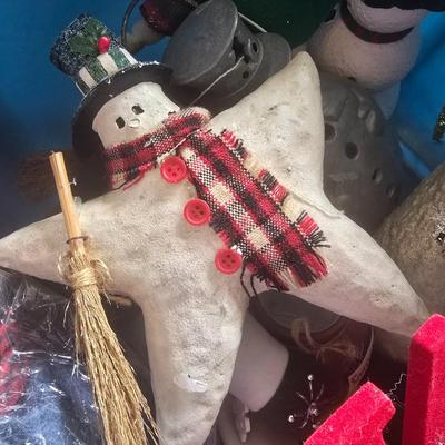 LOT 129G: Large Tote of Snowman Decor