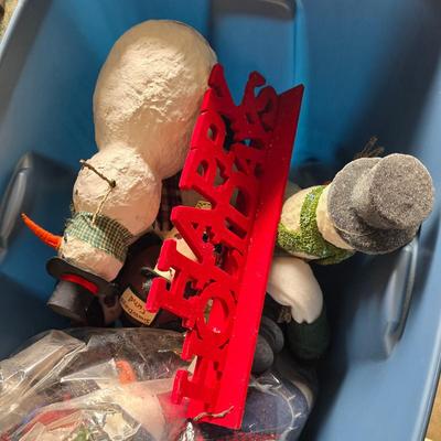 LOT 129G: Large Tote of Snowman Decor