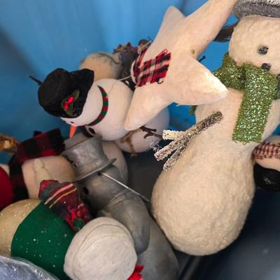LOT 129G: Large Tote of Snowman Decor