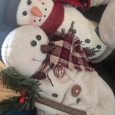 LOT 131G: Large Tote of Snowman Decor