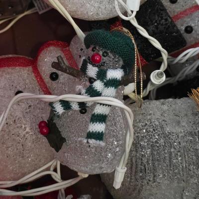LOT 133G: Large Tote of Snowman Decor