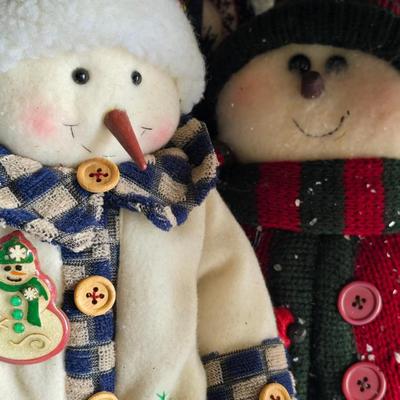 LOT 134G: Large Tote of Snowman Decor