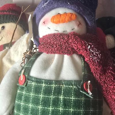 LOT 134G: Large Tote of Snowman Decor