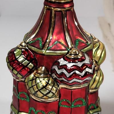 LOT 138G: Vintage Collection of European Holiday Items From Russia, India and More