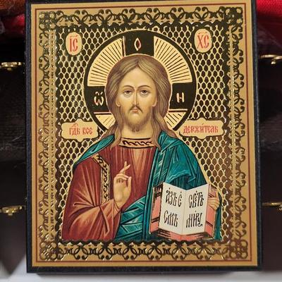 LOT 138G: Vintage Collection of European Holiday Items From Russia, India and More