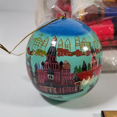 LOT 138G: Vintage Collection of European Holiday Items From Russia, India and More