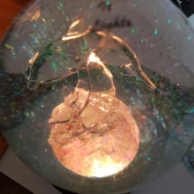 LOT 150D: Swarovski Swan, Orrefors, John Perry Pelican, Art Glass Animals, Dolphin Snowglobe & More