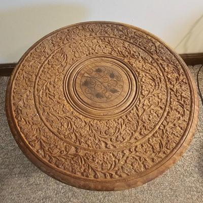 Doorknob Plaque & Carved Wooden Table (GB-JS)