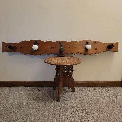 Doorknob Plaque & Carved Wooden Table (GB-JS)