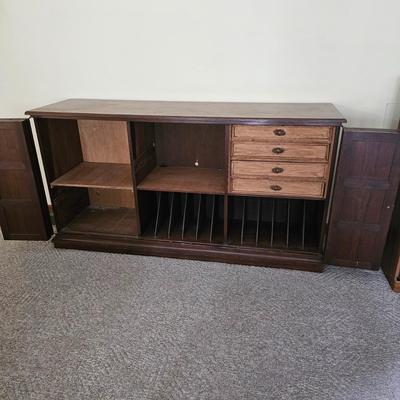 Double Door Media Cabinet w/Storage (LR-JS)