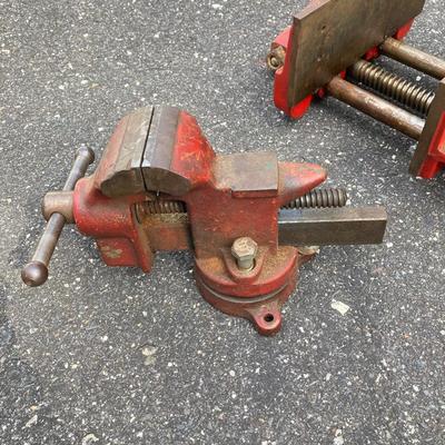 Sale Photo Thumbnail #851