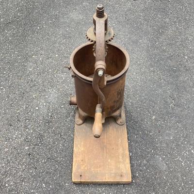 LOT 69: Antique Enterprise Mfg Co Phila USA Cast Iron Sausage / Fruit Press