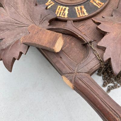 LOT 70: Vintage Wooden Cuckoo Clock
