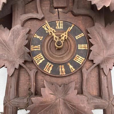 LOT 70: Vintage Wooden Cuckoo Clock
