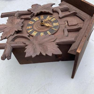 LOT 70: Vintage Wooden Cuckoo Clock