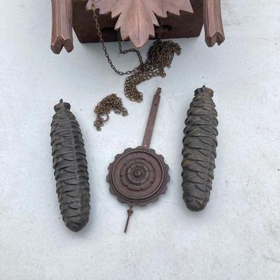 LOT 70: Vintage Wooden Cuckoo Clock