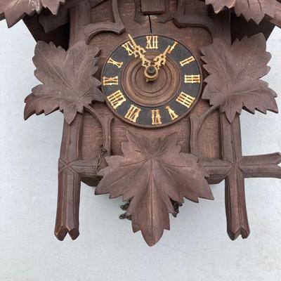 LOT 70: Vintage Wooden Cuckoo Clock
