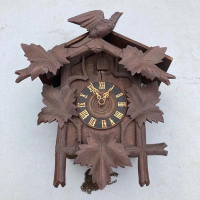 LOT 70: Vintage Wooden Cuckoo Clock