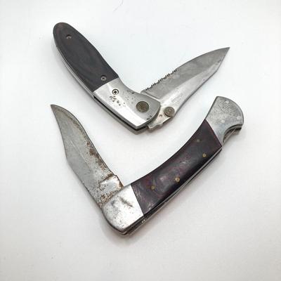 LOT 76: Pair of Folding Knives with Leather Sheaths