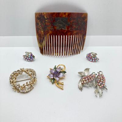 LOT 79: Vintage Jewelry and More - Coro Brooches, Love Birds Set and Tortoise Shell with Overlay Hair Comb