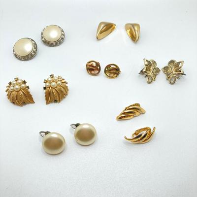 LOT 80: Vintage Clip-on / Screw Back Earring Collection - Crown Trifari, Coro and More