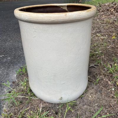 LOT 82: Very Large and Heavy 15 Gallon Stoneware Crock