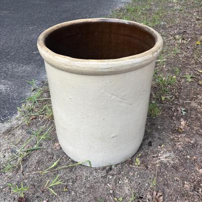 LOT 83: Stoneware Crock: 12-Gallons