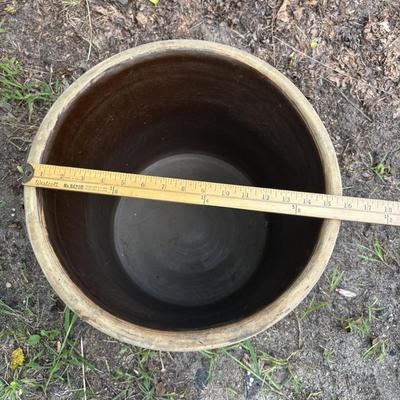 LOT 83: Stoneware Crock: 12-Gallons