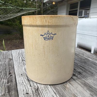 LOT 86: Vintage Robinson Ransbottom 4 Gallon Blue Crown Stoneware Crock USA