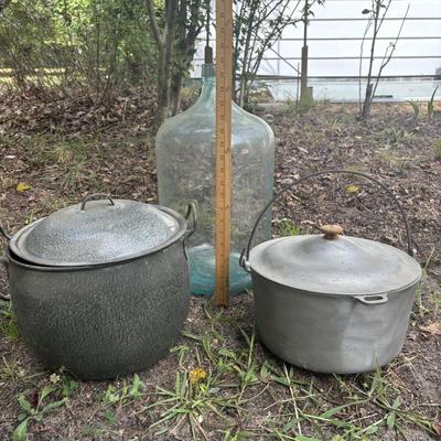 LOT 88: Vintage Enamelware, Glass Water Jug & Aluminum Pot