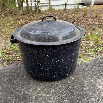 LOT 90: All American Pressure Cooker & Canning Pots