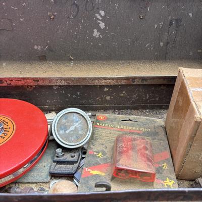 LOT 91: Good Old Tools