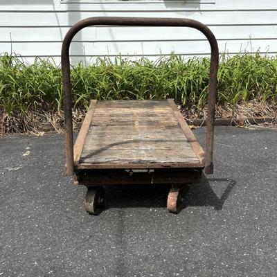 LOT 92: Vintage Fairbanks Co. Industrial Utility Cart