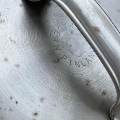 LOT 93: Stainless Steel Cookware Collection: Flatbottom Pan/Wok (2), Juicer Pot Made in Finland, Poacher/Steamer Pots