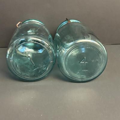 LOT 94: Antique/Vintage Canning Jars
