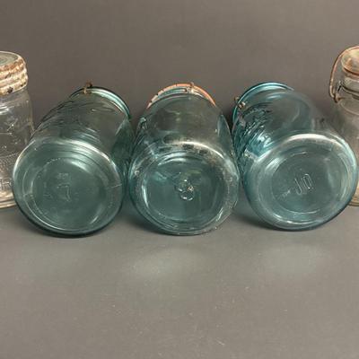 LOT 95: Antique/Vintage Canning Jars