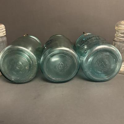 LOT 96: Antique/Vintage Canning Jars