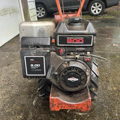LOT 100: Ariens Rocket, Rear Tine Roto Tiller w/Briggs & Stratton 900 Intek Series Motor