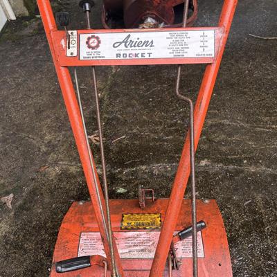 LOT 100: Ariens Rocket, Rear Tine Roto Tiller w/Briggs & Stratton 900 Intek Series Motor