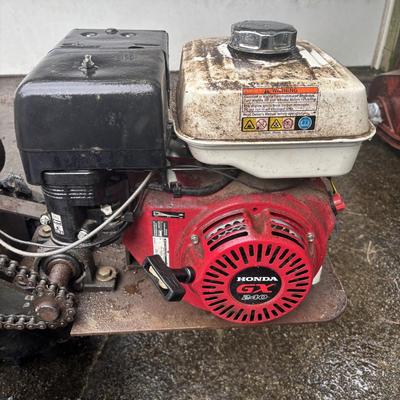 LOT 101: Huski Cultivator with a Newer Honda GX 240 Motor