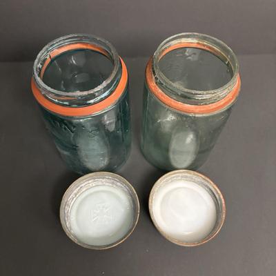 LOT 106: Antique/Vintage Canning Jars