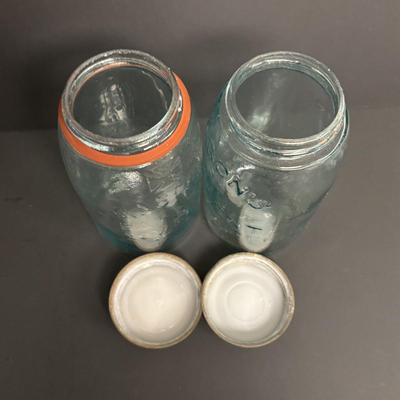 LOT 106: Antique/Vintage Canning Jars