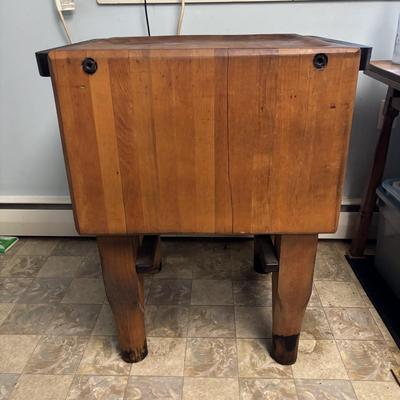 LOT 108: Butcher Block Table & Cutting Board