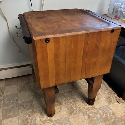 LOT 108: Butcher Block Table & Cutting Board
