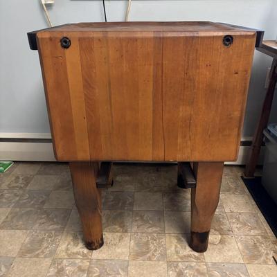 LOT 108: Butcher Block Table & Cutting Board