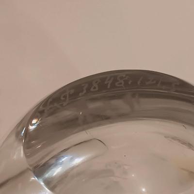 LOT 118: Signed Orrefors Etched Lute Vase, Coalport Bone China Flowers & Collection of Antique China