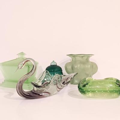 LOT 121: Blown Glass Swan, Murano-Style Trifold Bowl, Frosted Green Glass Triangle Powder Box & More